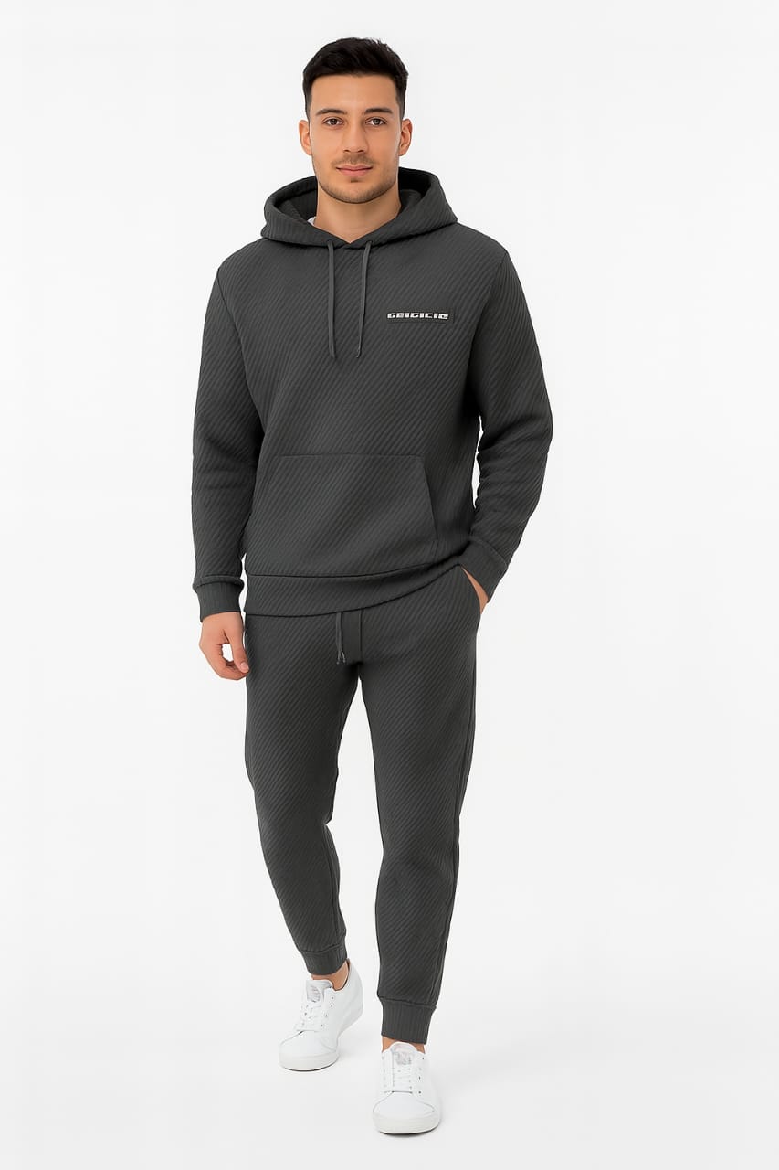 Premium Men’s Textured Tracksuit
