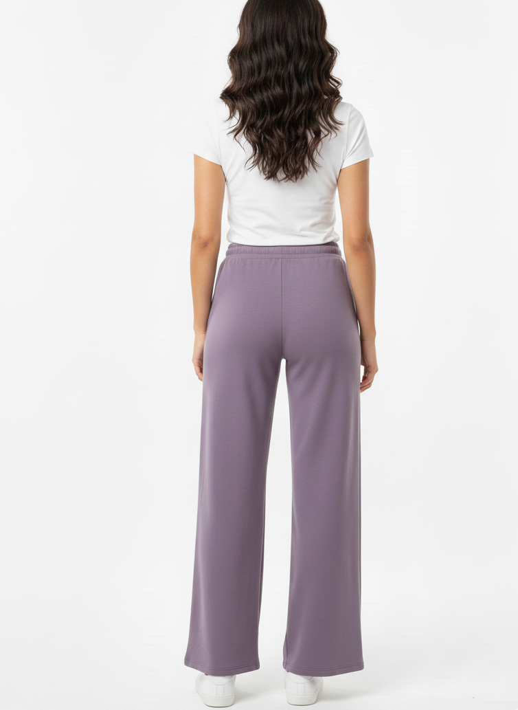High-Rise Wide-Leg Sweatpants – Deep Mauve
Elevate your comfort with casual style.