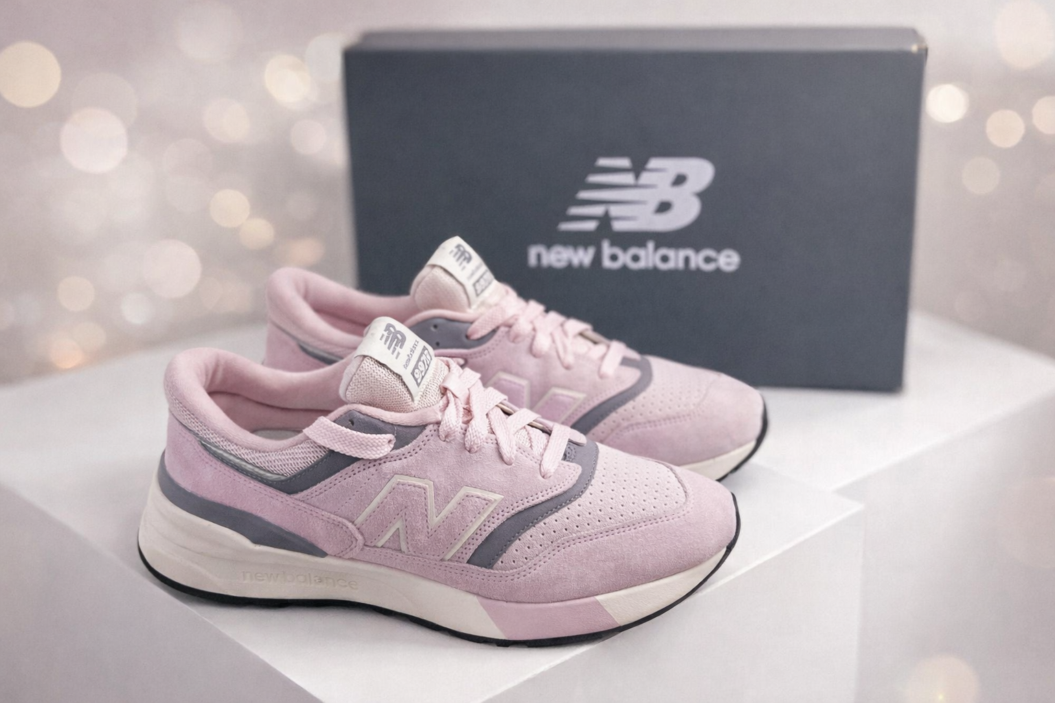 New Balance unisex-adult 997R Sneaker