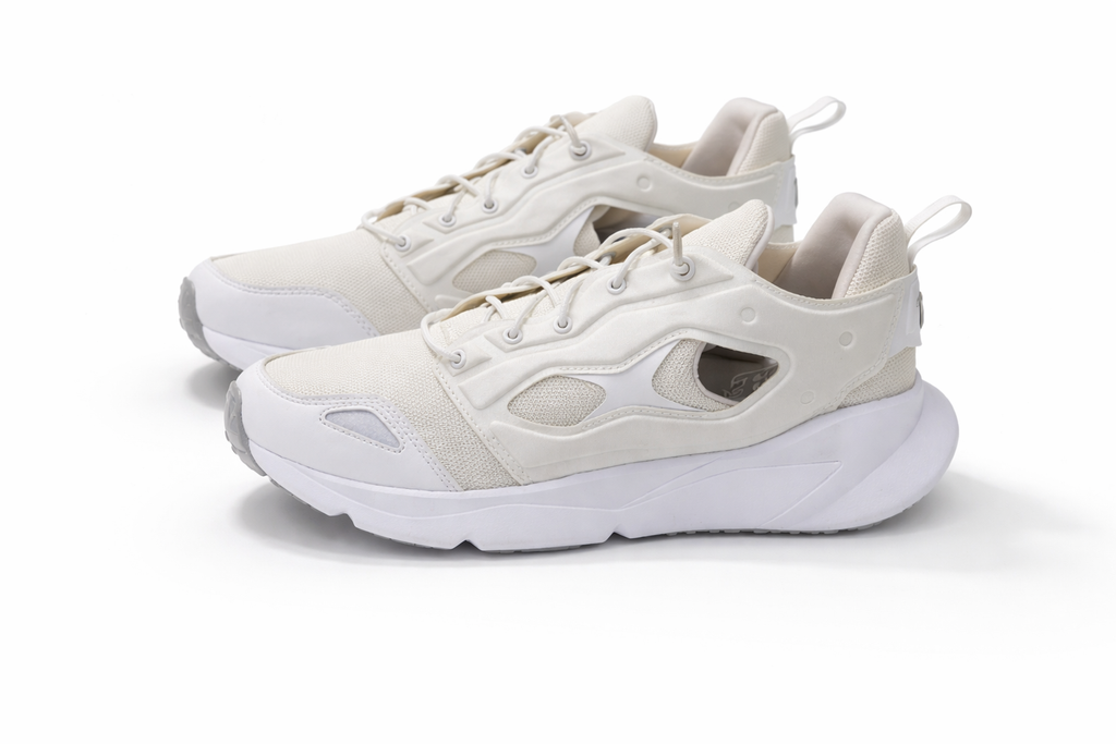 Reebok "Frost-Byte" Tech Runner