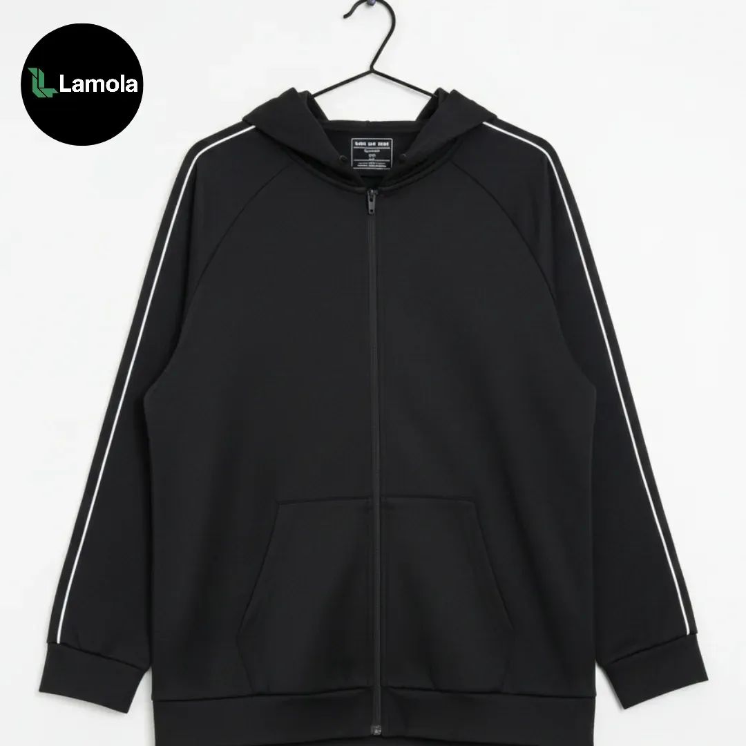 Minimalist Hoodie – Sleek Black
